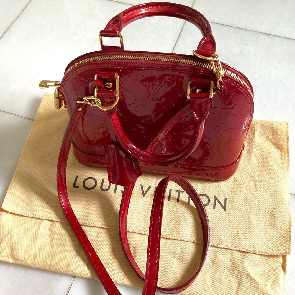 Authentic Louis Vuitton Alma BB Vernis